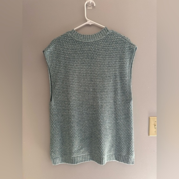 J Jill Womens Blue Cable Knit Sweater Vest SZ SM V Neck Slit Hem Layering Preppy - Picture 6 of 8